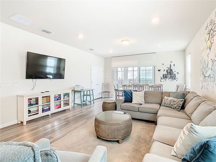 Image No.7-6 Bed Property for sale