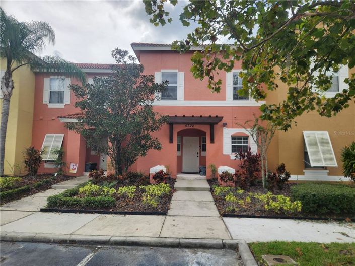 Image No.1-3 Bed Townhouse for sale