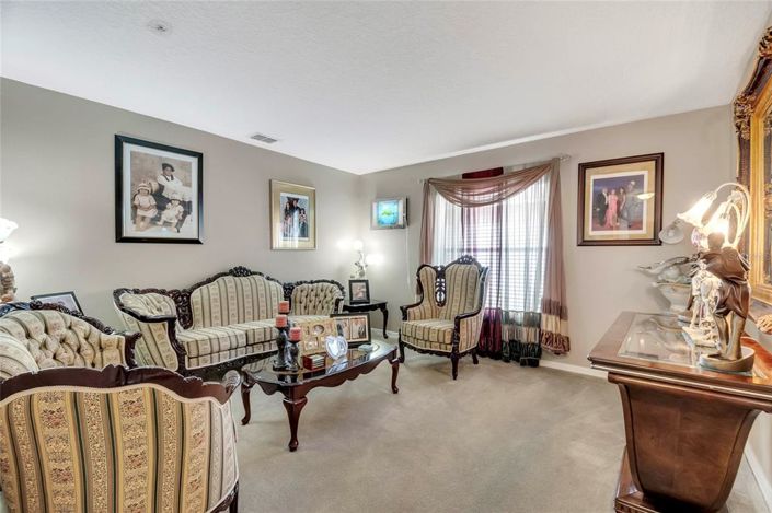 Image No.11-4 Bed Property for sale