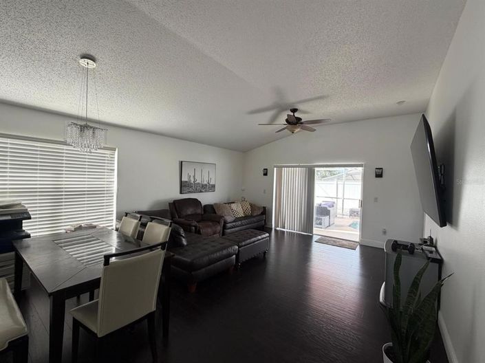 Image No.2-3 Bed Property for sale