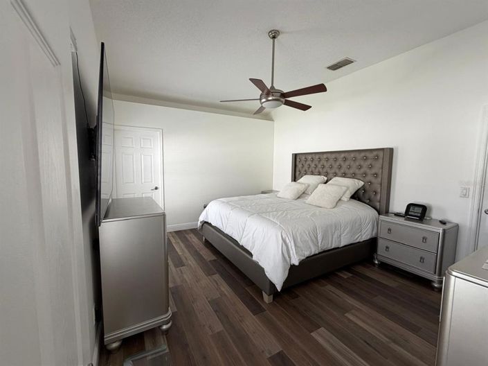 Image No.4-3 Bed Property for sale