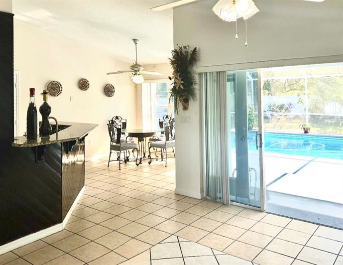 Image No.22-4 Bed Property for sale