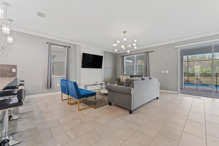 Image No.21-9 Bed Property for sale