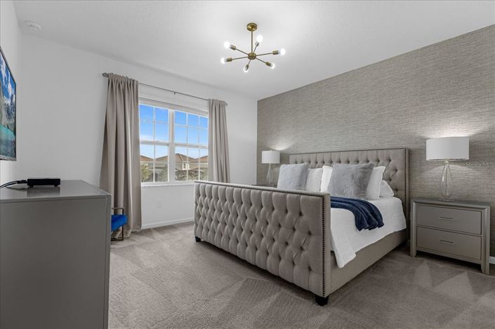 Image No.44-12 Bed Property for sale