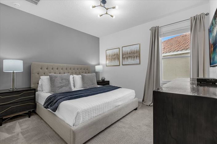 Image No.50-12 Bed Property for sale