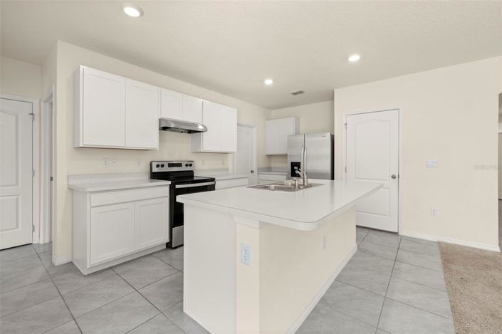 Image No.13-5 Bed Property for sale