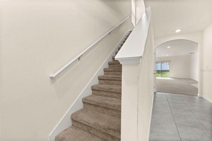 Image No.22-5 Bed Property for sale