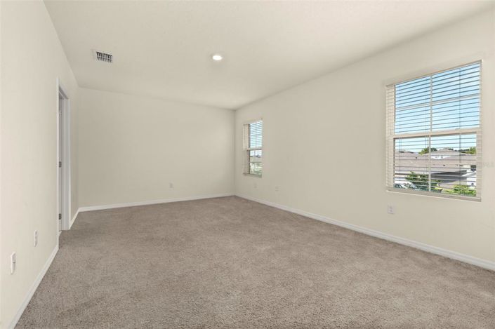 Image No.25-5 Bed Property for sale