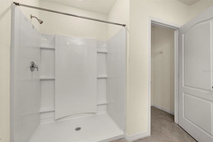 Image No.30-5 Bed Property for sale