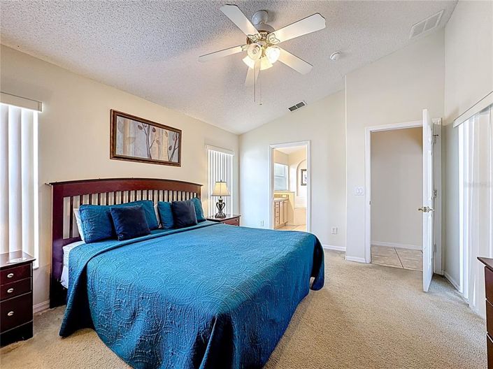 Image No.19-4 Bed Property for sale