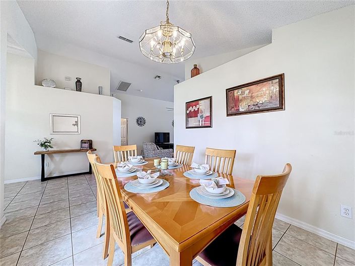 Image No.9-4 Bed Property for sale