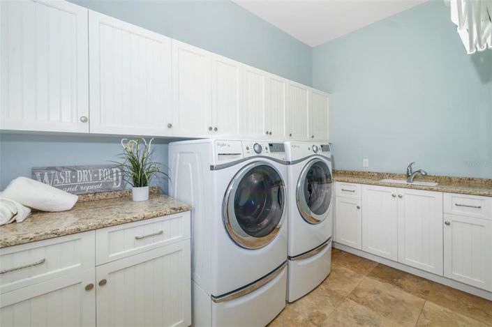 Image No.31-4 Bed Property for sale