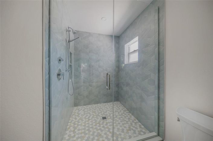 Image No.22-3 Bed Property for sale