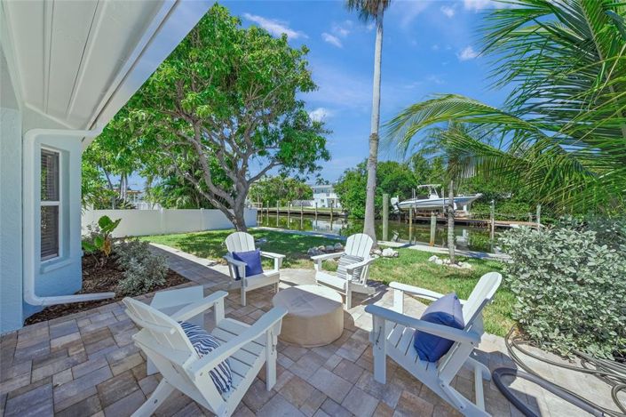 Image No.31-3 Bed Property for sale