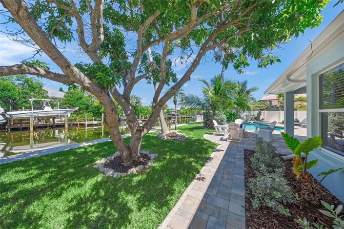 Image No.32-3 Bed Property for sale