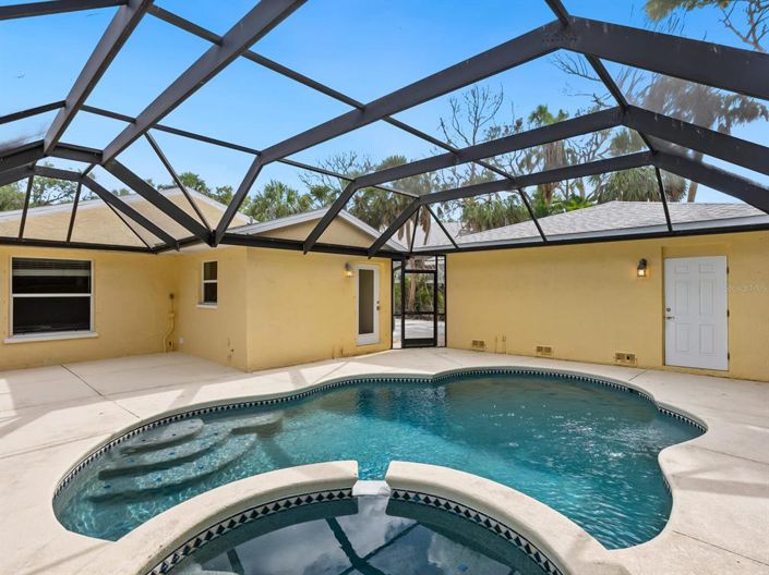 Image No.29-3 Bed Property for sale