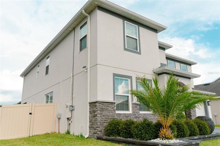 Image No.3-5 Bed Property for sale