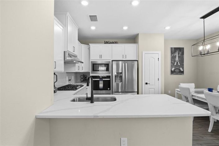 Image No.11-4 Bed Property for sale