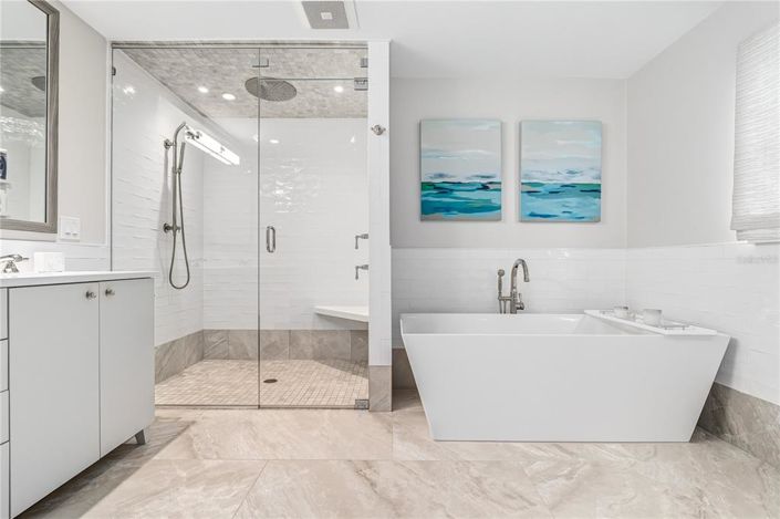 Image No.22-4 Bed Property for sale