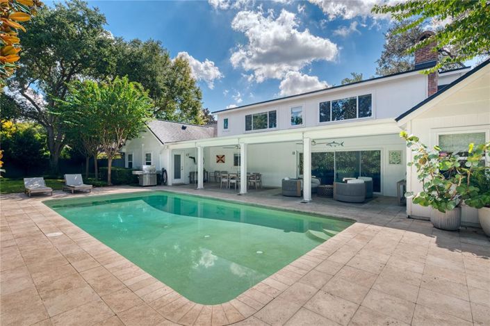 Image No.36-4 Bed Property for sale