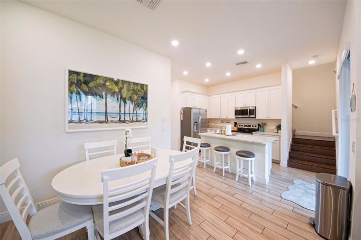 Image No.6-5 Bed Property for sale