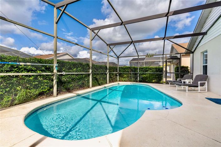 Image No.2-4 Bed Property for sale