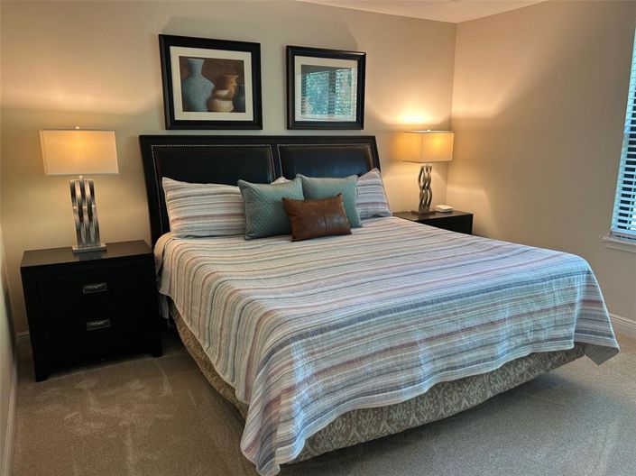 Image No.20-3 Bed Townhouse for sale