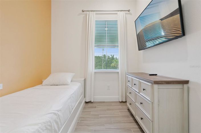 Image No.19-3 Bed Property for sale