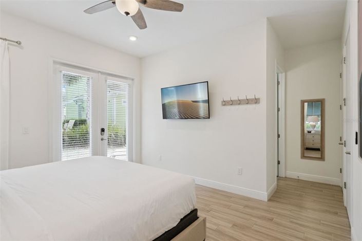 Image No.26-3 Bed Property for sale