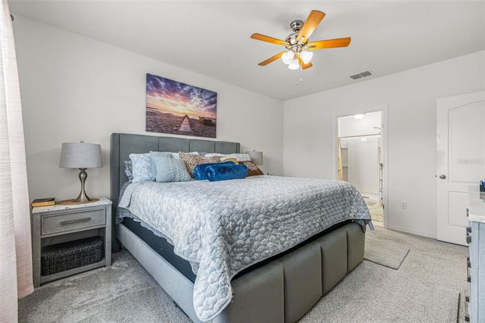 Image No.19-4 Bed Property for sale