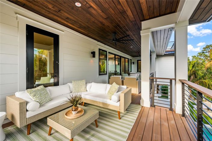 Image No.58-6 Bed Property for sale