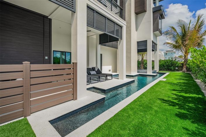 Image No.49-6 Bed Property for sale