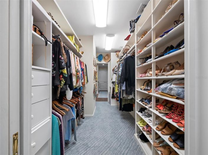 Image No.35-4 Bed Property for sale