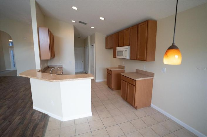 Image No.17-3 Bed Property for sale