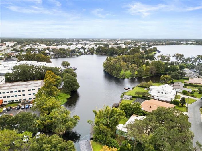 Image No.3-5 Bed Property for sale