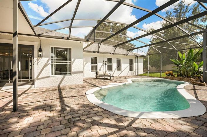 Image No.43-5 Bed Property for sale