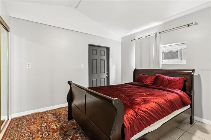 Image No.53-5 Bed Property for sale