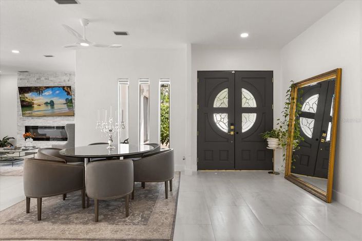 Image No.6-5 Bed Property for sale