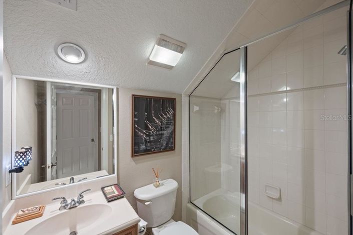 Image No.29-5 Bed Property for sale