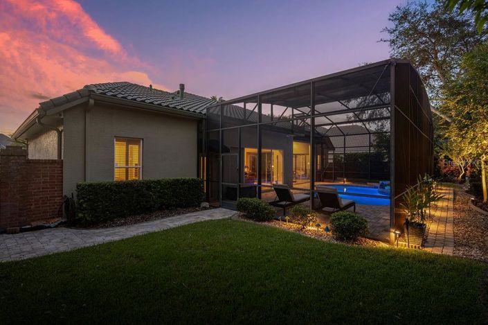 Image No.36-5 Bed Property for sale