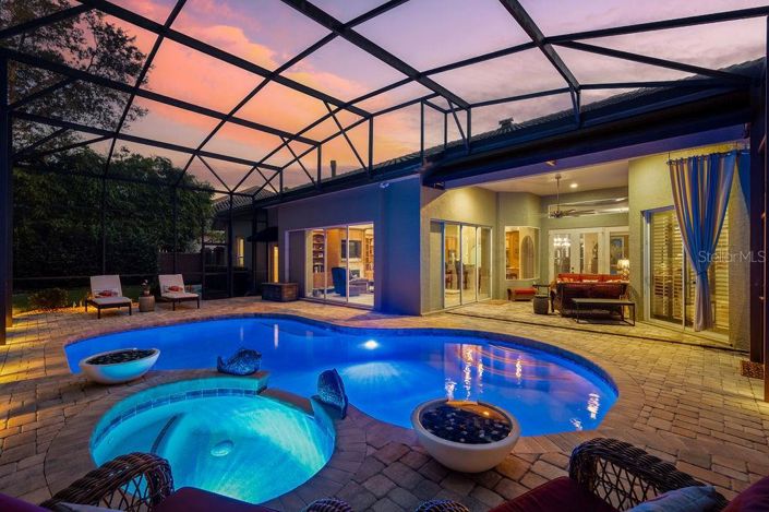 Image No.5-5 Bed Property for sale