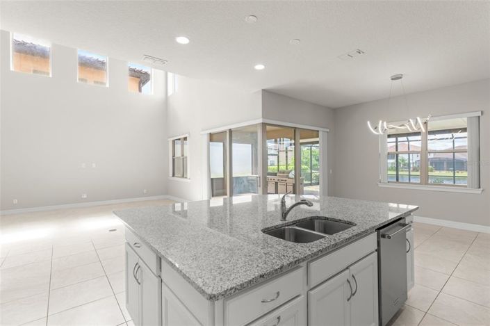 Image No.5-4 Bed Property for sale