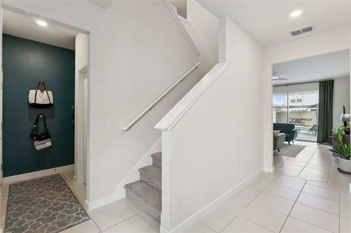 Image No.20-5 Bed Property for sale