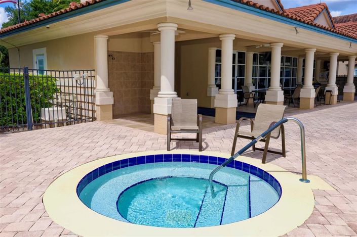 Image No.42-3 Bed Property for sale