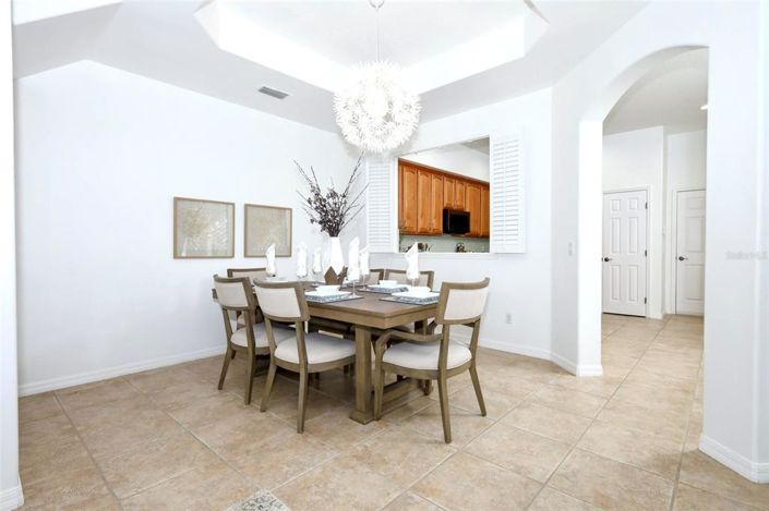 Image No.6-3 Bed Property for sale