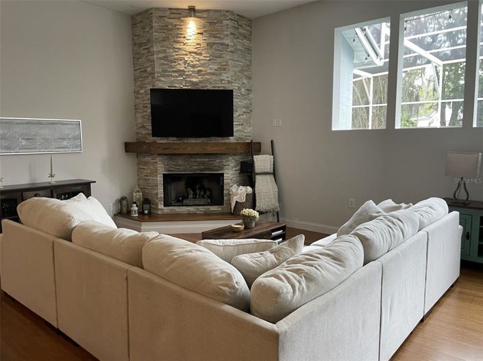 Image No.18-4 Bed Property for sale