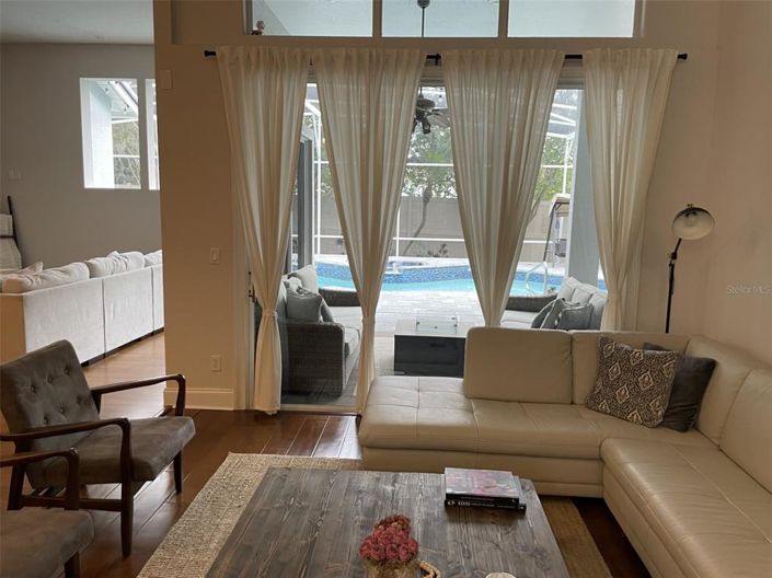 Image No.26-4 Bed Property for sale