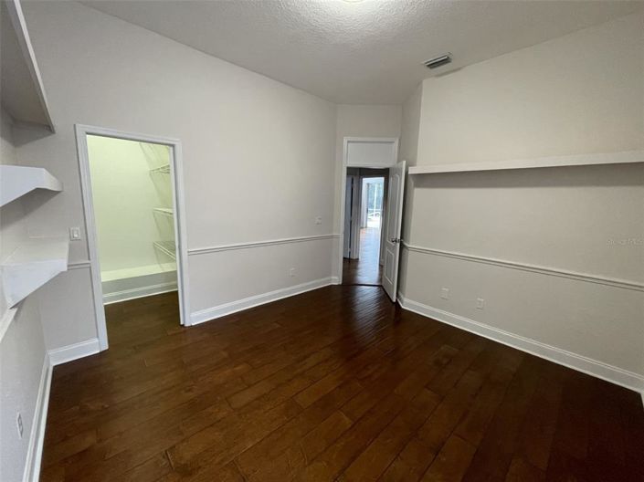 Image No.29-4 Bed Property for sale