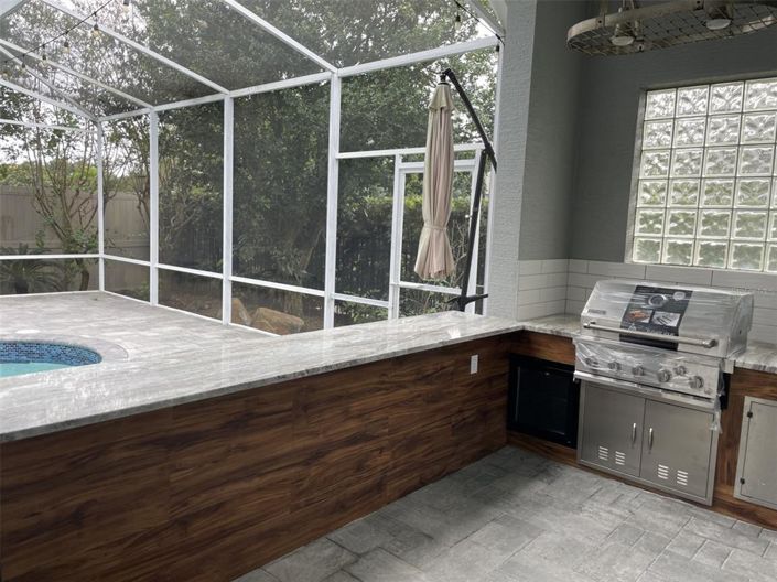 Image No.8-4 Bed Property for sale