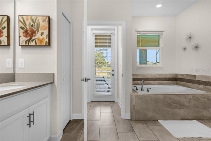 Image No.45-9 Bed Property for sale